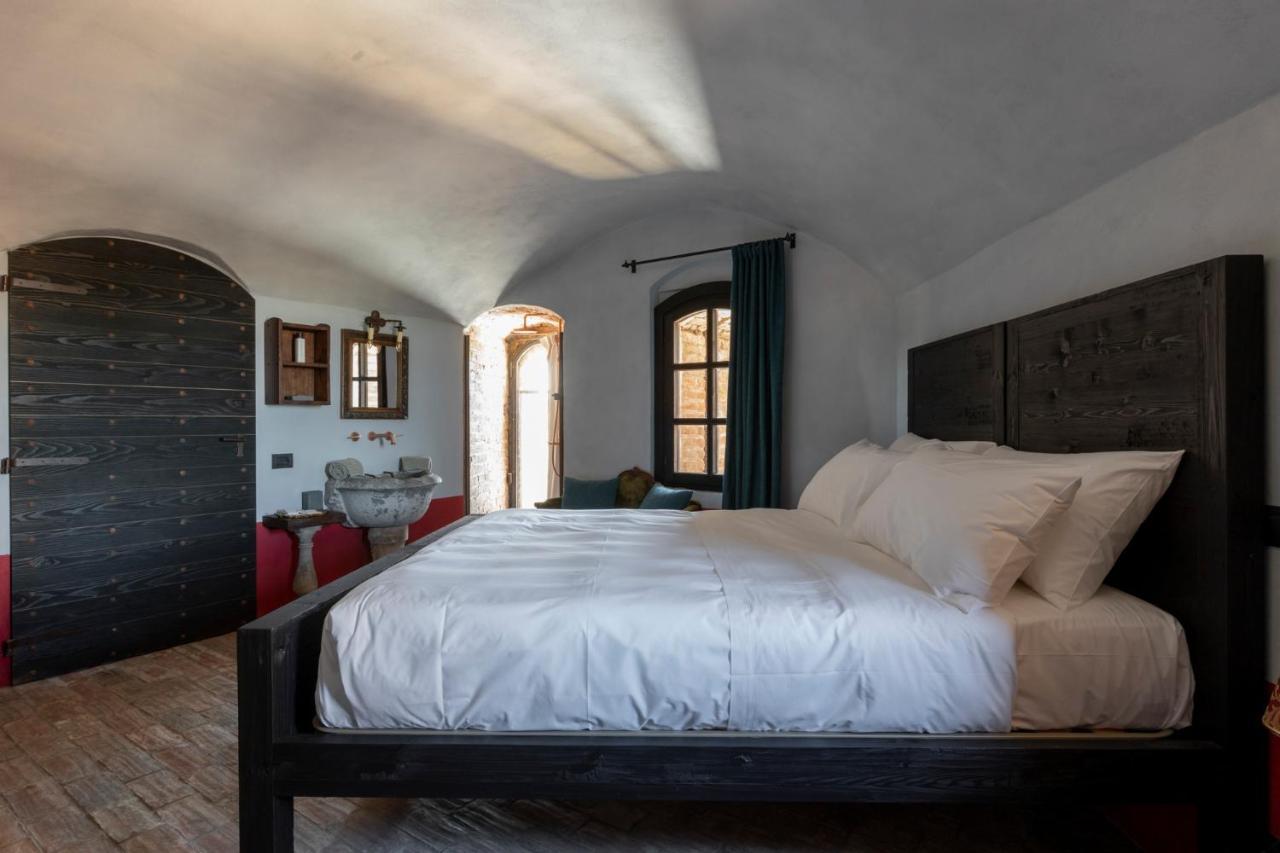 Rocca Di Hotel